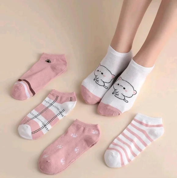NEW! 5 Pairs Cat Theme Ankle Socks - Picture 2 of 3